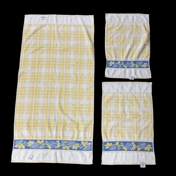 Vintage Yellow Floral Checkered Towel Set Blue White Flowers Cottage Santens USA - Picture 3 of 10